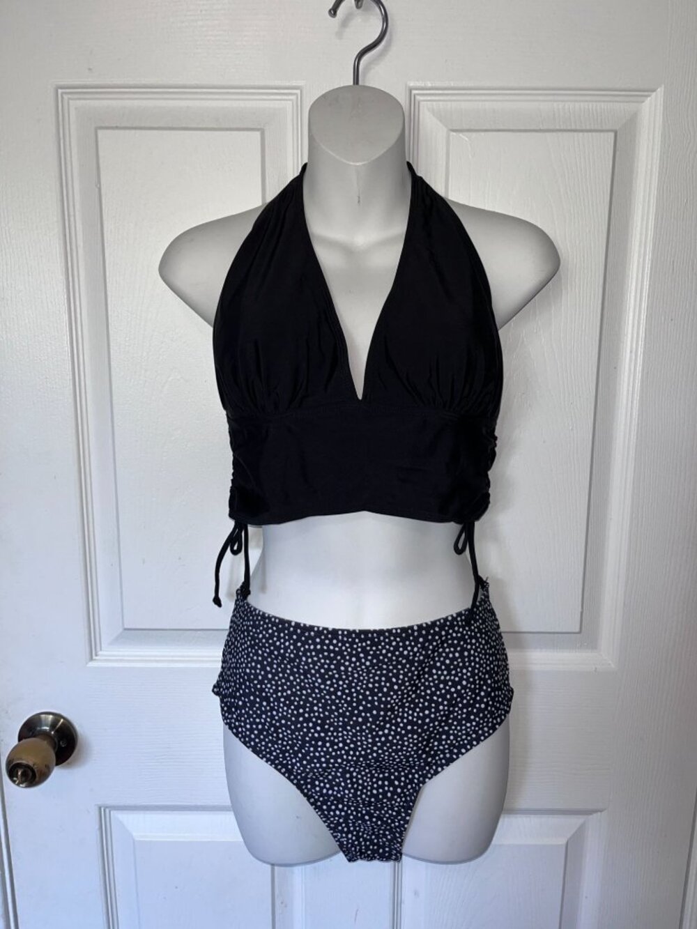NWT Two-Piece Black Halter Bikini Set High-Waist Polka Dot Womens L - Picture 2 of 5